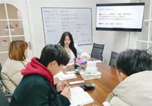 ���ձ�����ѧУ�ﶼ����Щ�γ̣�